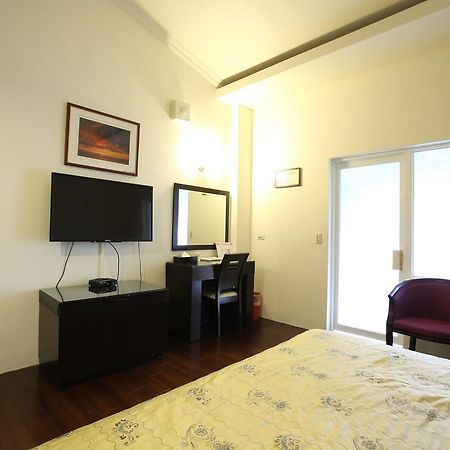 Cyuan Tang Hot Spring Hotel Jiaoxi Extérieur photo
