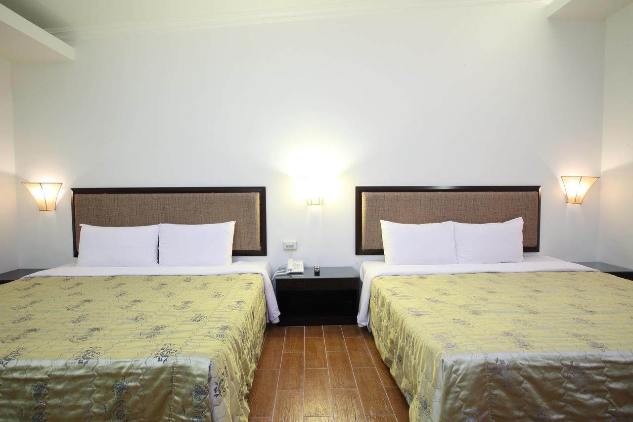 Cyuan Tang Hot Spring Hotel Jiaoxi Extérieur photo