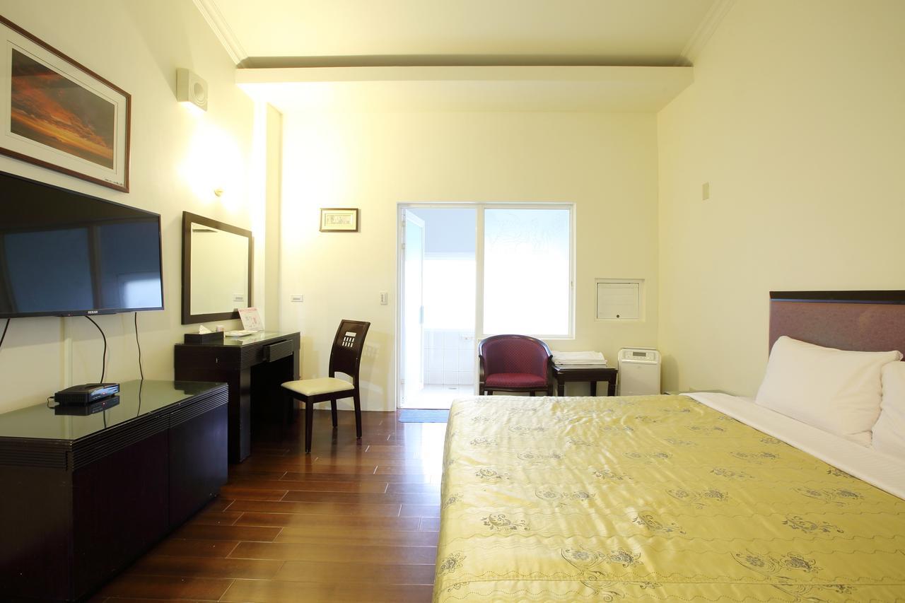 Cyuan Tang Hot Spring Hotel Jiaoxi Extérieur photo
