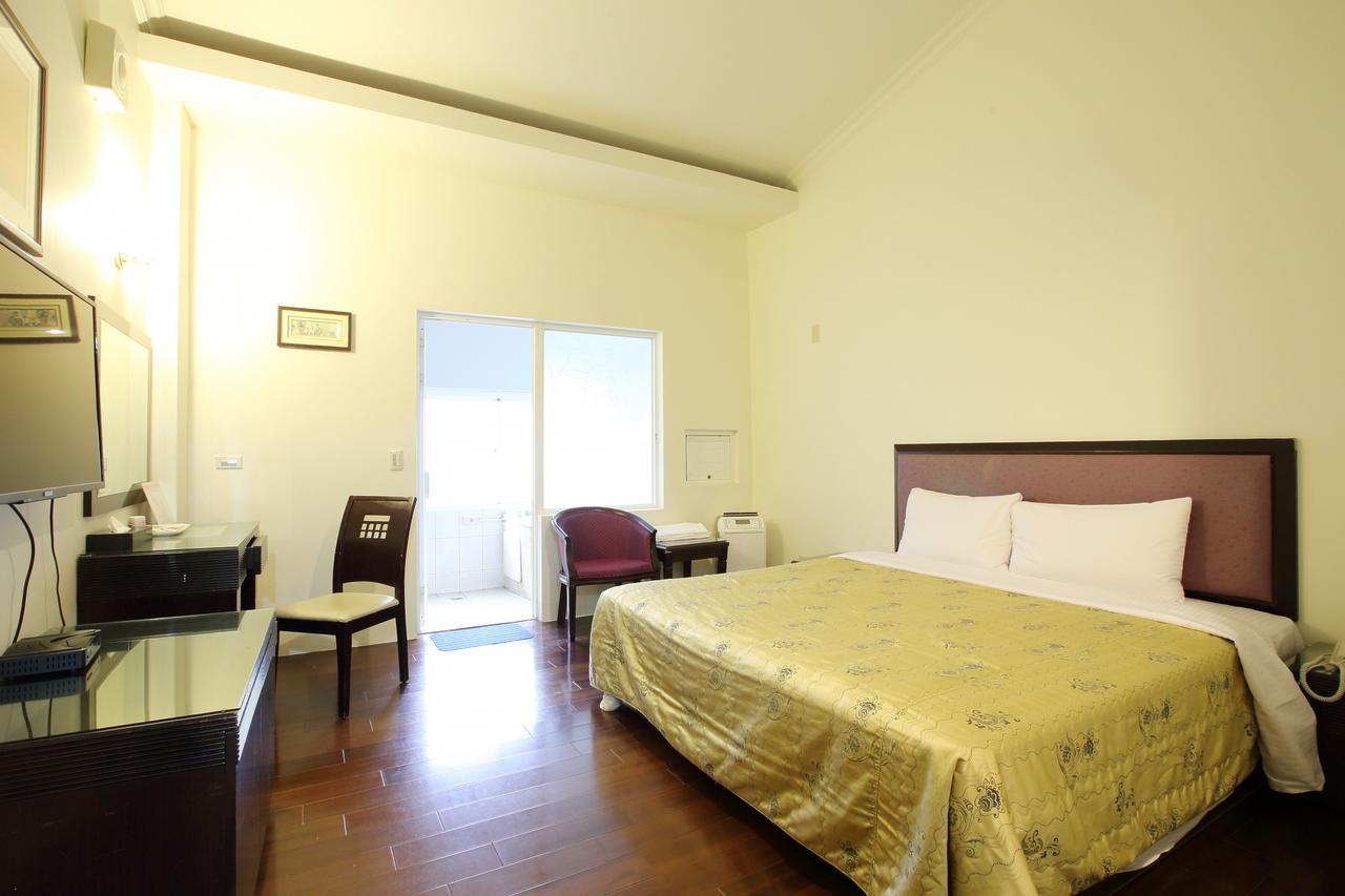 Cyuan Tang Hot Spring Hotel Jiaoxi Extérieur photo